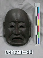 藏品(面具─頭像)的圖片